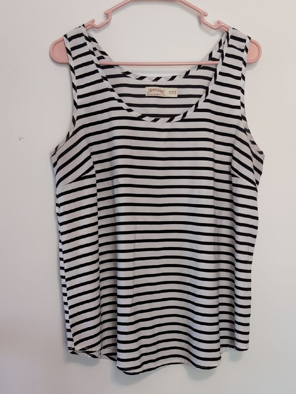 Faded Glory Black White Striped Scoop Neck Tank Size Extra Large